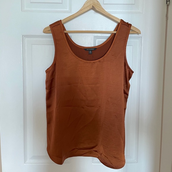 Banana Republic Shine Tank NWT Small - Picture 1 of 3